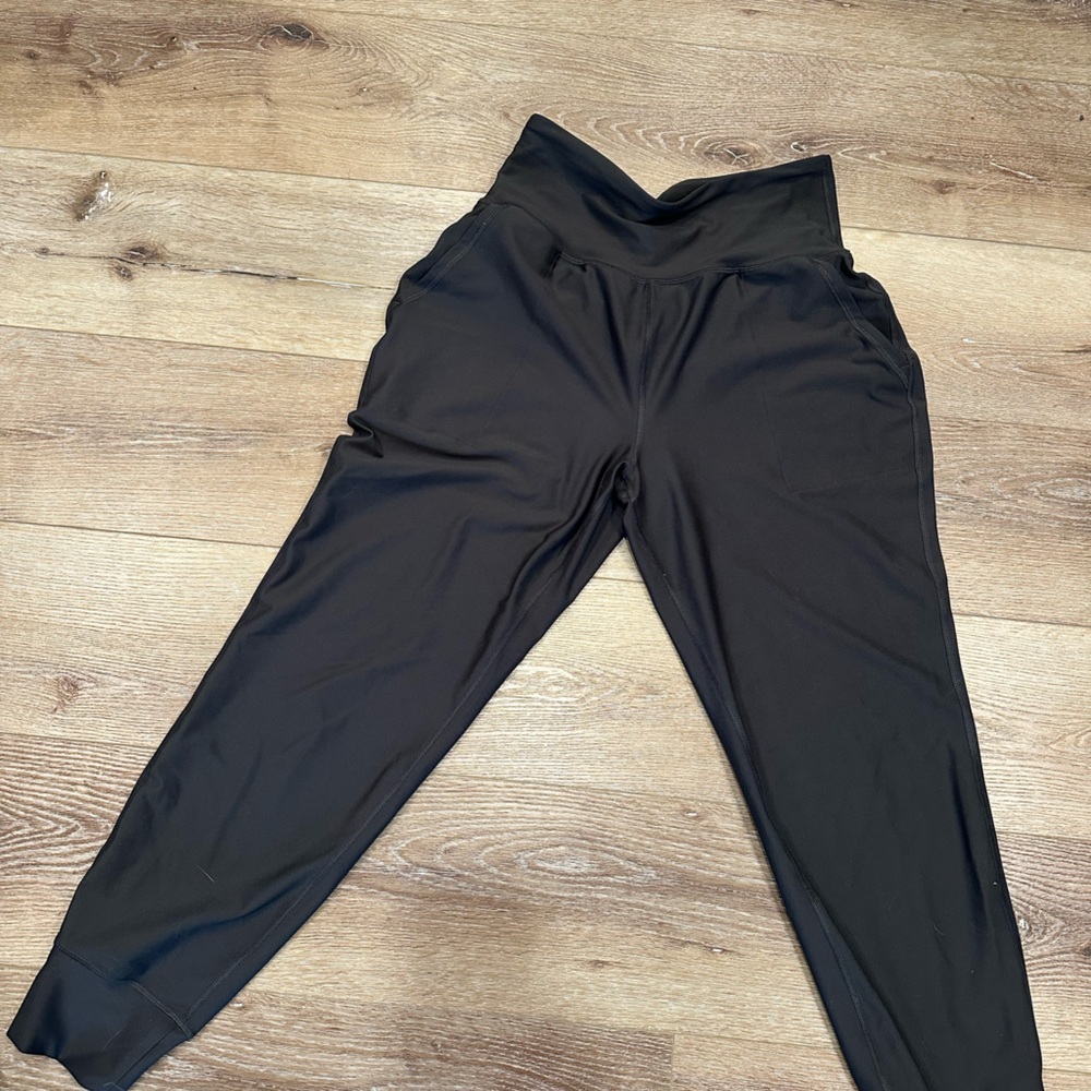 Old Navy Charcoal Jogger Leggings